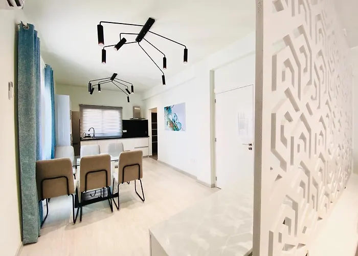 Sandy Bay * 圣纳帕